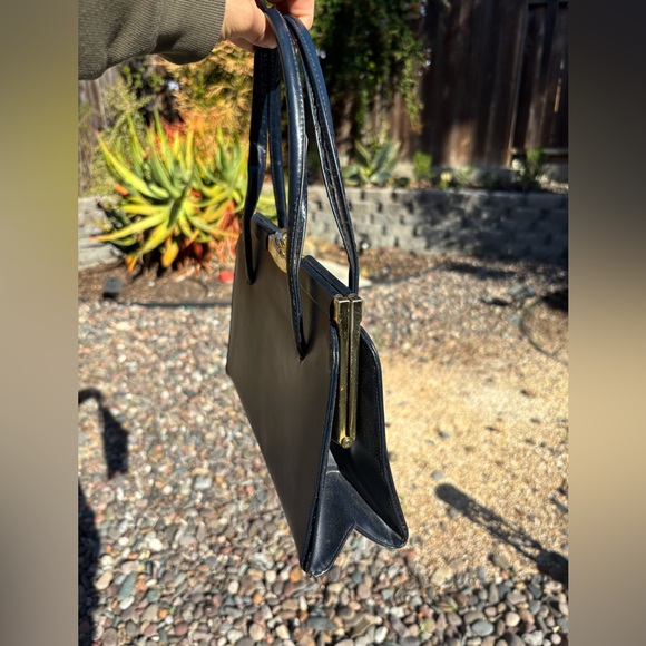 Handbag - Picture 7 of 8